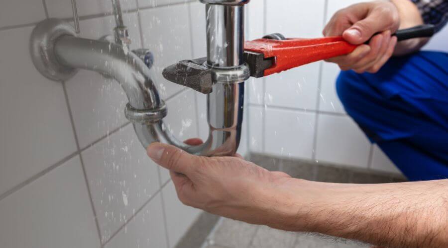 Electronic Leak Detection in Pleasant Valley, IA